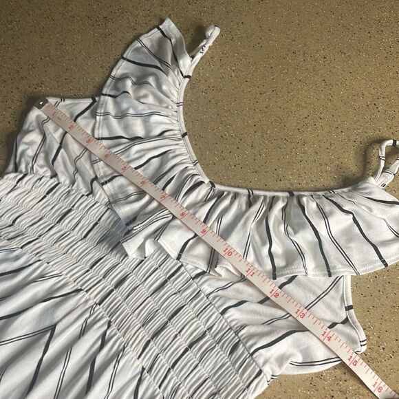 Boho hi-lo white and black striped ruffle trim back cutout maxi dress - Picture 13 of 15